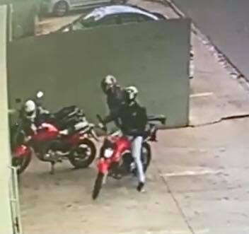 Moto é furtada durante o dia em Louveira