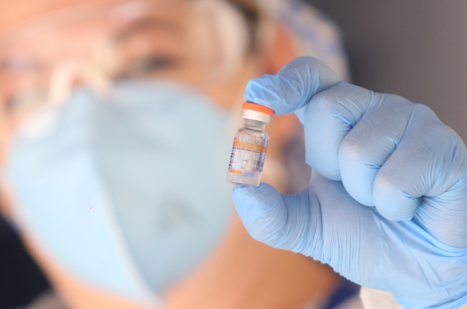 Moradores vacinados com Pfizer em 26 de junho podem tomar segunda dose entre quinta (16) e sábado (18) em Louveira