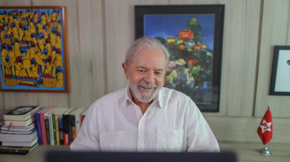 Lula tem condenação anulada e volta a ter direitos políticos