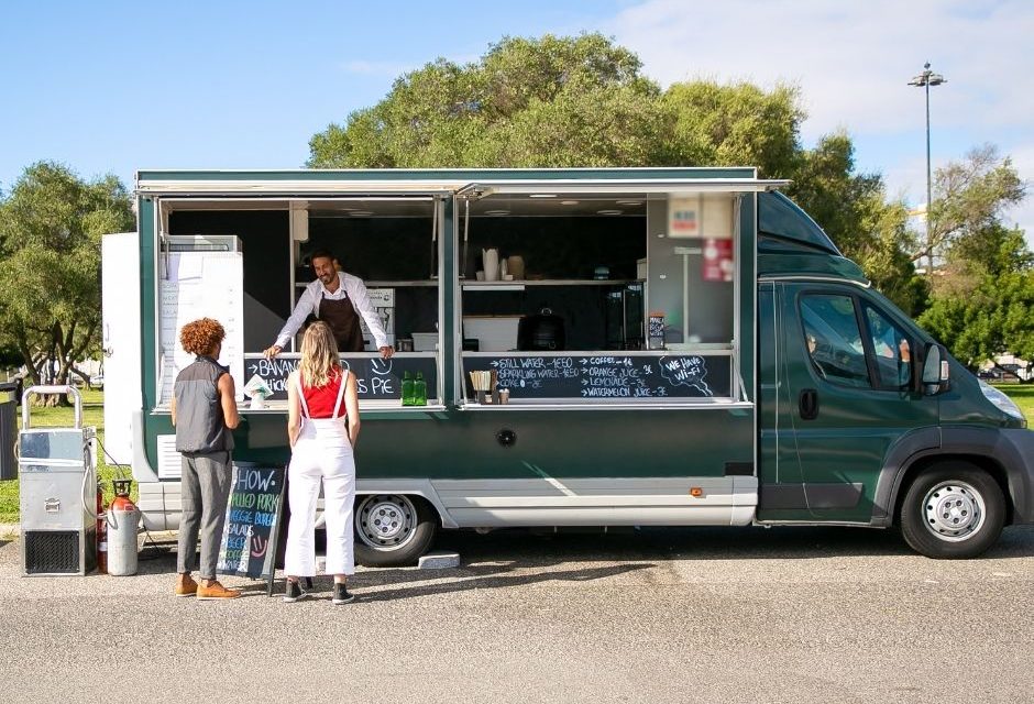 Louveira vai credenciar food trucks e comerciantes de comida de rua interessados em participar de eventos