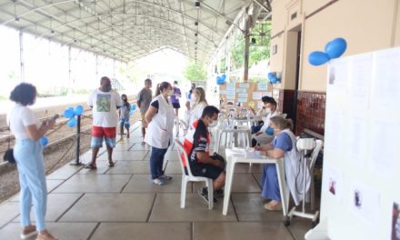 Saúde atende mais de 100 homens durante campanha Novembro Azul na Estação de Louveira