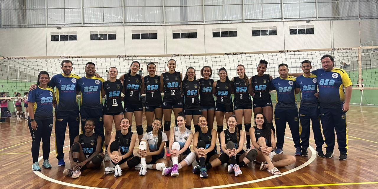 Vôlei de Louveira joga nesta quarta (29) no Ceil Centro