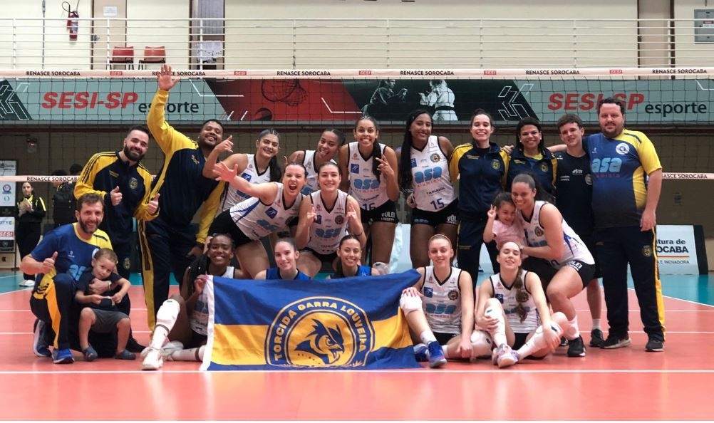 Vôlei de Louveira disputa semifinais da série ouro do Campeonato Paulista