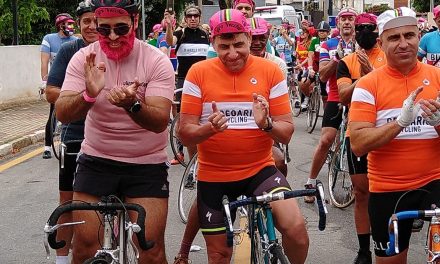 Louveira realiza ‘Giro Vechio’ e reúne 100 ciclistas com bikes antigas