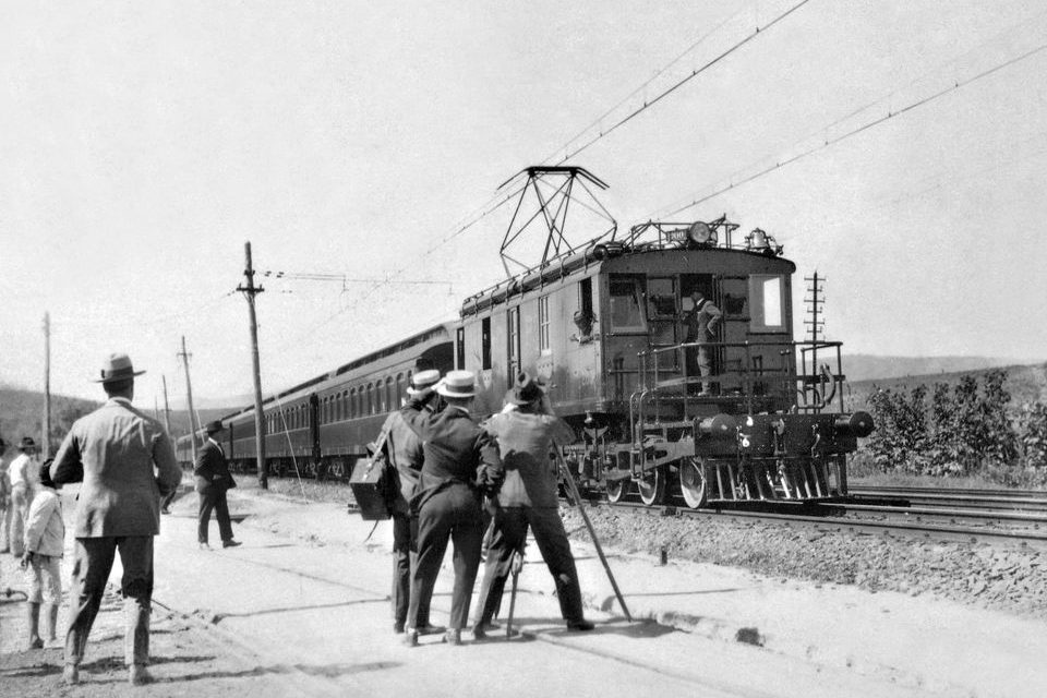 Louveira celebra no próximo domingo (24) os 100 anos da primeira viagem de um trem elétrico na América do Sul