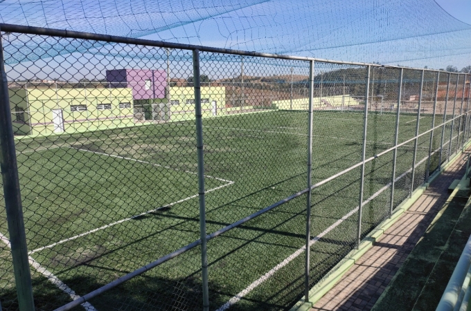 ESPORTE EM LOUVEIRA: Uso de quadras poliesportivas, society e vôlei de areia pode ser agendado pela internet