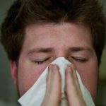 veja como evitar crises alérgicas respiratórias em dias de baixa umidade do ar