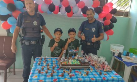 GM de Louveira realiza sonho de crianças em aniversário