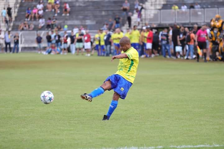 Marcelinho Carioca joga em Louveira nesta terça (21). Com entrada gratuita, Jogo das Estrelas é atração no aniversário da cidade