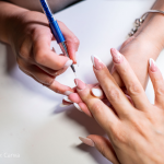 Curso gratuito em Louveira: aprenda a fazer unhas artísticas